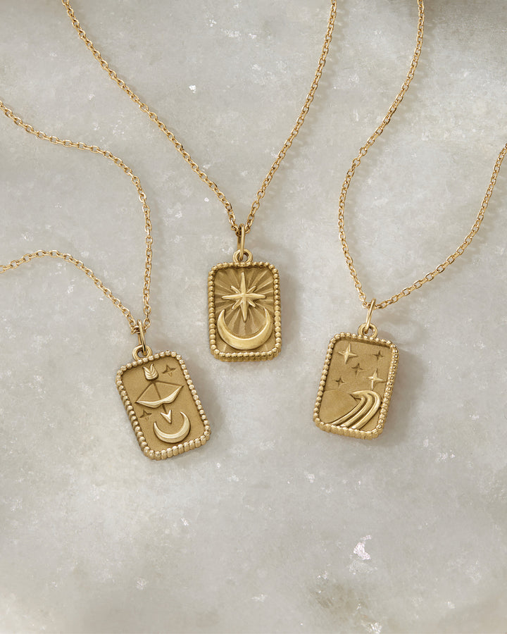 14k Gold Hamsa Hand Talisman Pendant